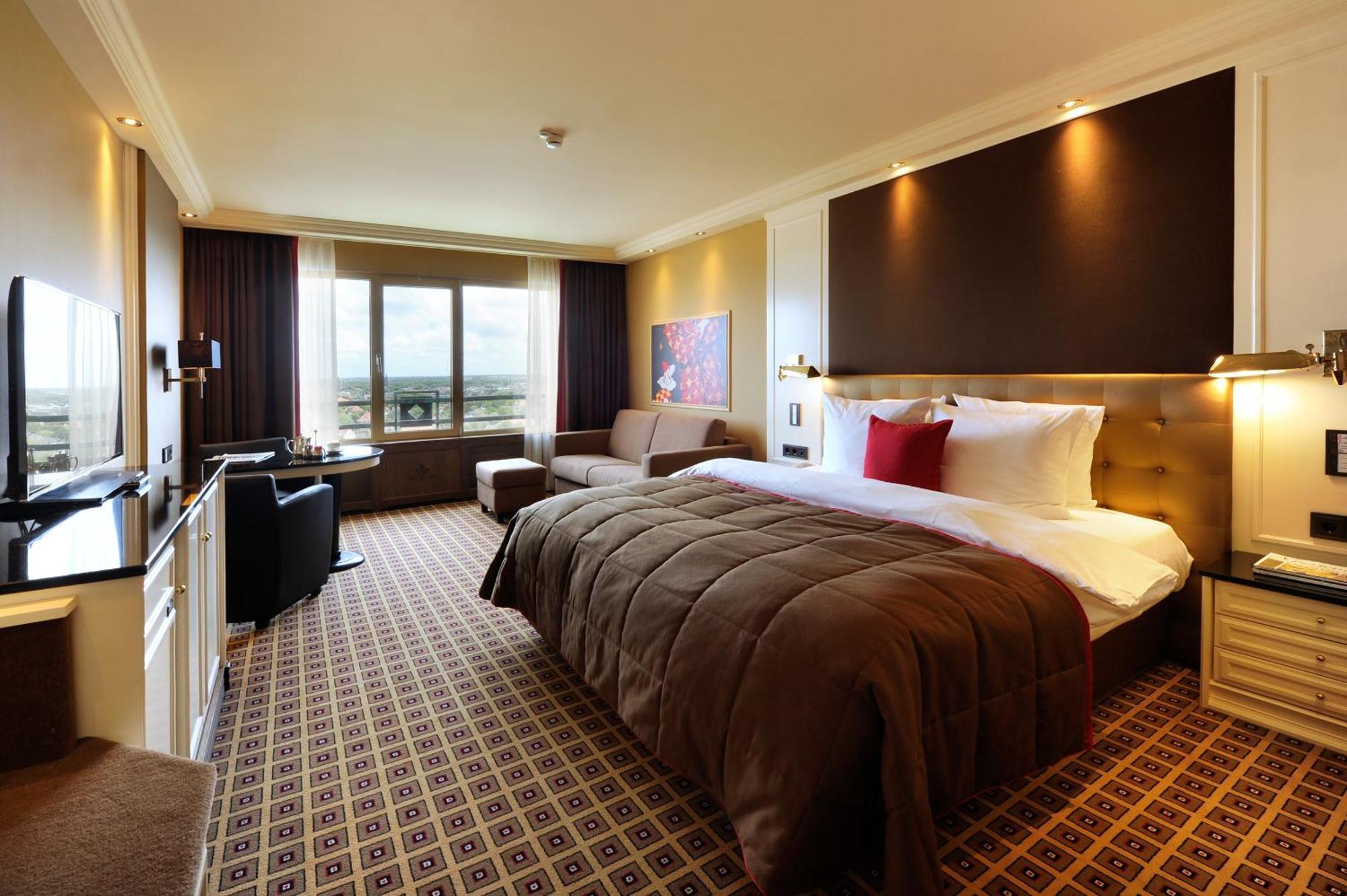 Grand Hotel Huis Ter Duin Noordwijk Exteriér fotografie A room at the hotel