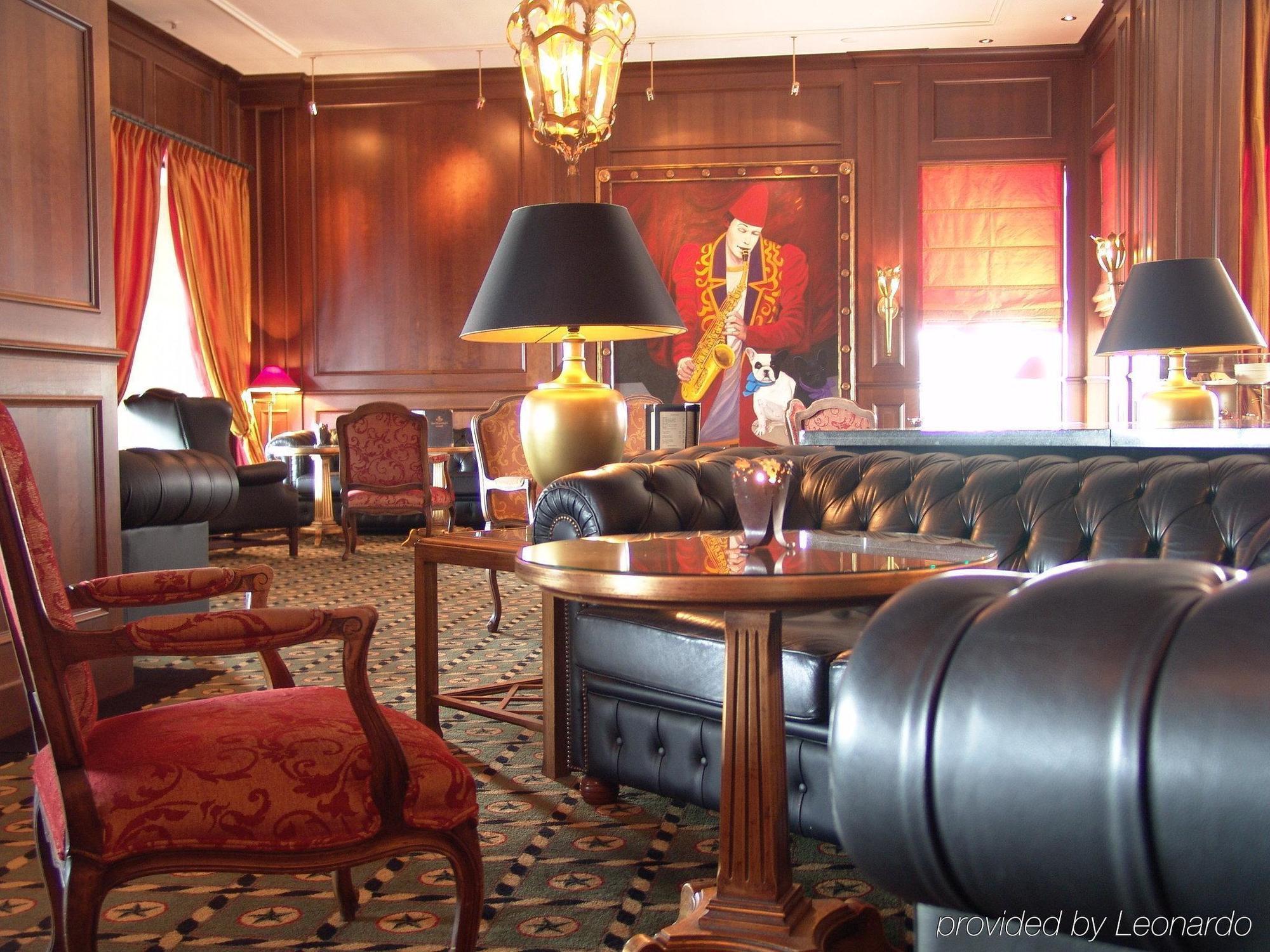 Grand Hotel Huis Ter Duin Noordwijk Interiér fotografie The lounge at the hotel